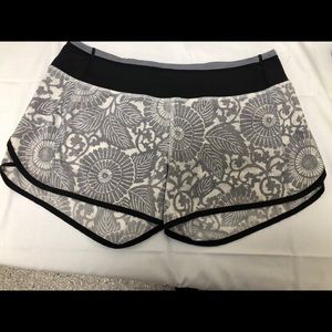 Lululemon Run shorts